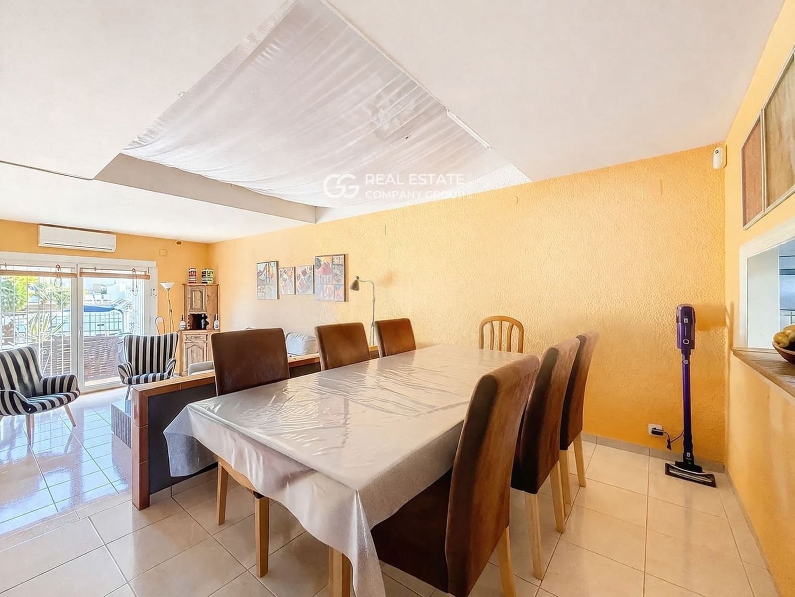 4 soverom Villa til salgs i Empuriabrava med garasje - € 475 000 (Ref: 9755026)