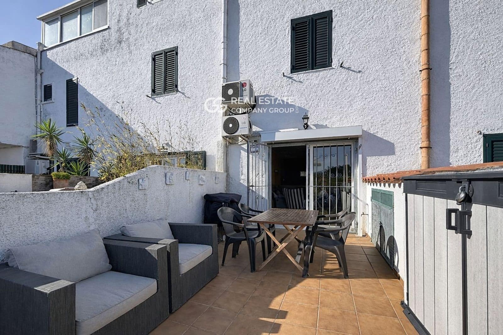 4 soverom Villa til salgs i Empuriabrava med garasje - € 475 000 (Ref: 9755026)