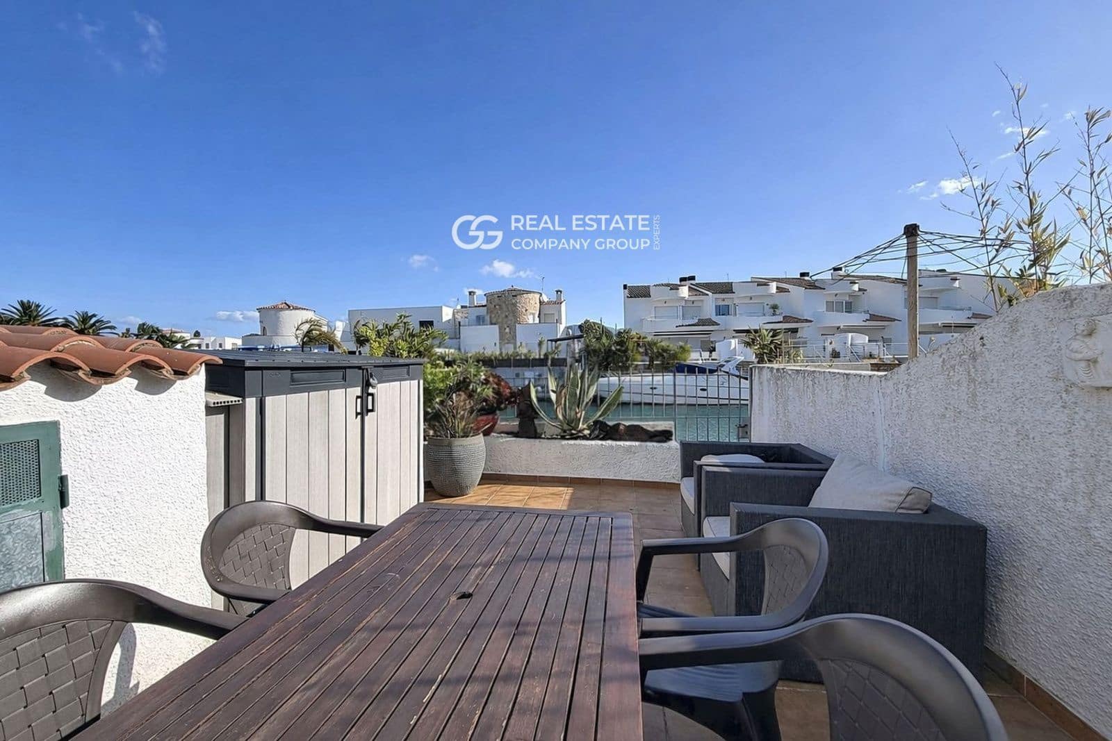 4 soverom Villa til salgs i Empuriabrava med garasje - € 475 000 (Ref: 9755026)