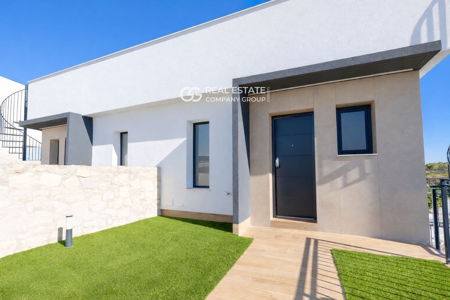 3 sypialnia Willa na sprzedaż w Algorfa z basenem garażem - 520 000 € (Ref: 9760955)