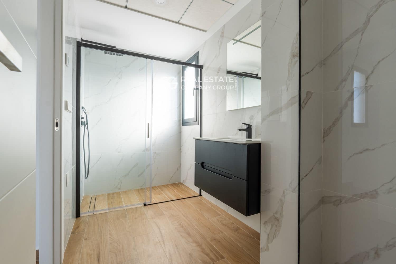 3 sypialnia Willa na sprzedaż w Algorfa z basenem garażem - 520 000 € (Ref: 9760955)