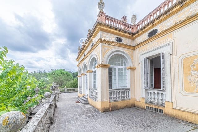 4 sypialnia Willa na sprzedaż w Caldes de Malavella z basenem garażem - 595 000 € (Ref: 9760956)