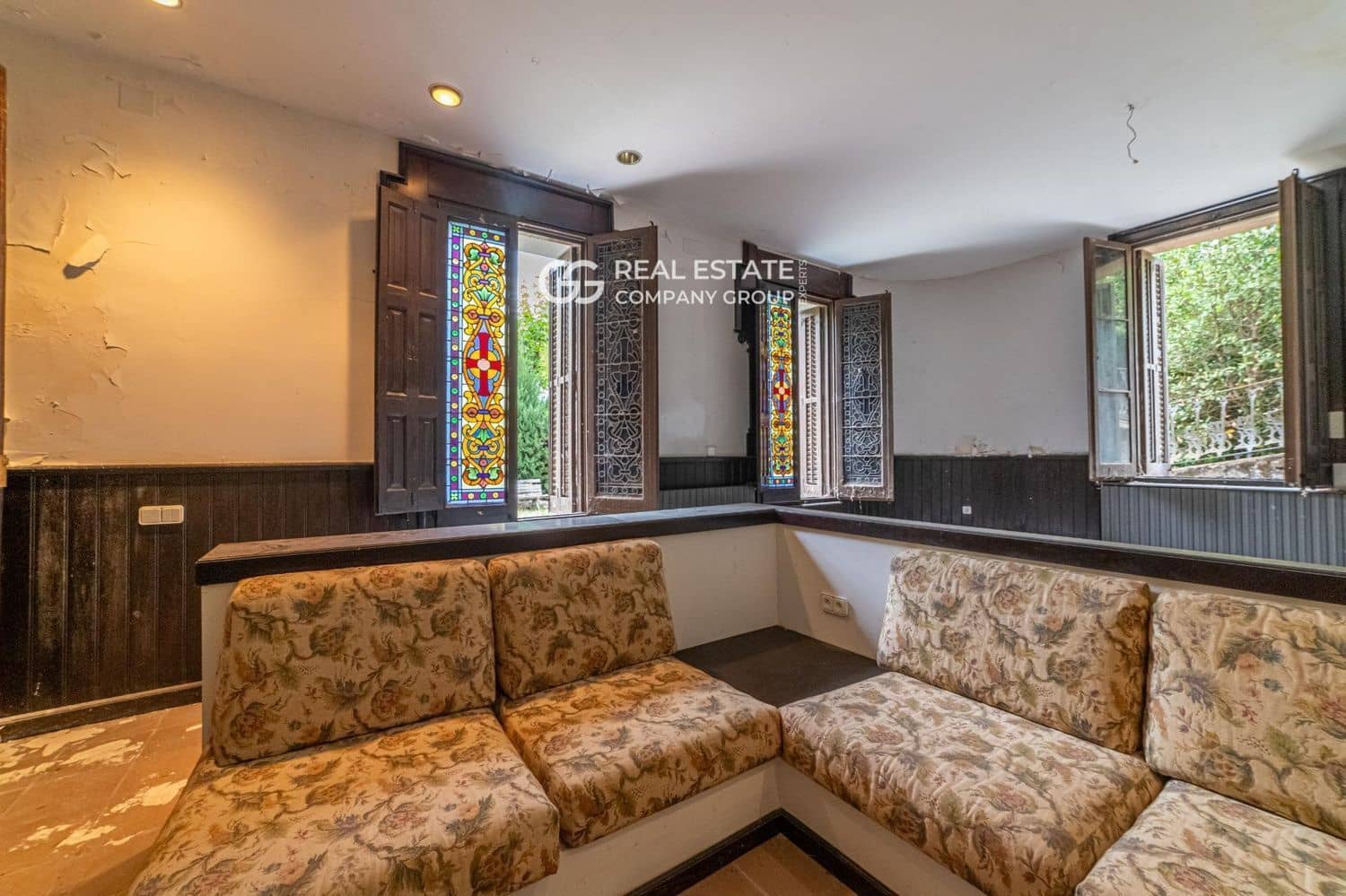 4 sypialnia Willa na sprzedaż w Caldes de Malavella z basenem garażem - 595 000 € (Ref: 9760956)