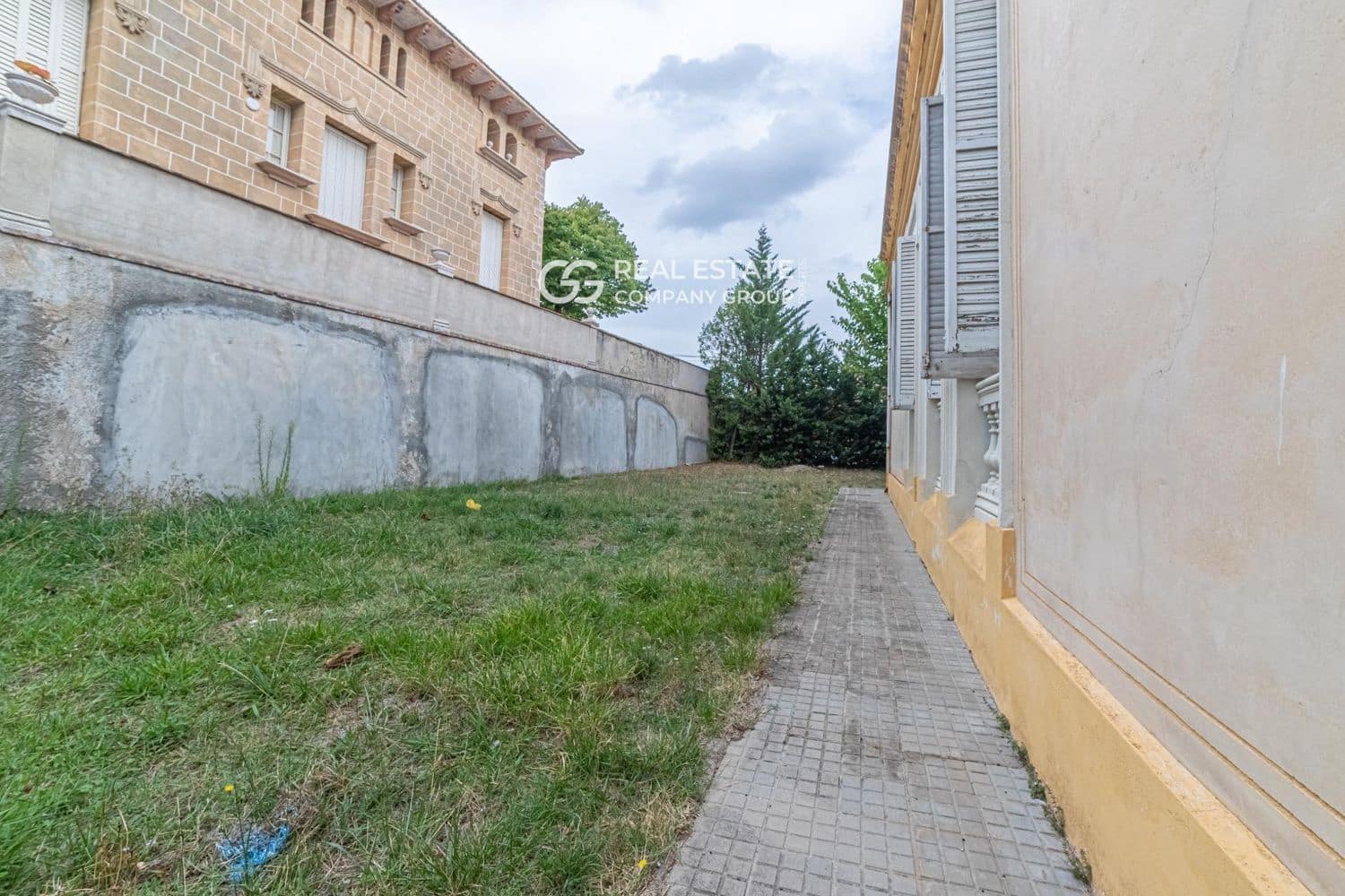 4 sypialnia Willa na sprzedaż w Caldes de Malavella z basenem garażem - 595 000 € (Ref: 9760956)