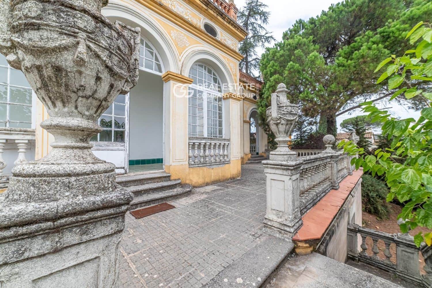 4 sypialnia Willa na sprzedaż w Caldes de Malavella z basenem garażem - 595 000 € (Ref: 9760956)