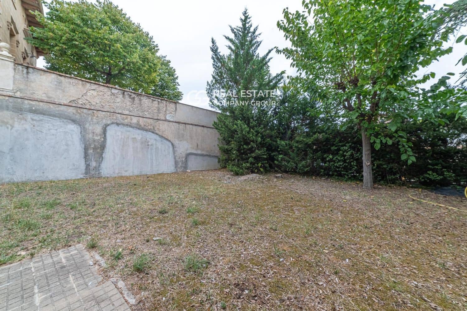 4 sypialnia Willa na sprzedaż w Caldes de Malavella z basenem garażem - 595 000 € (Ref: 9760956)