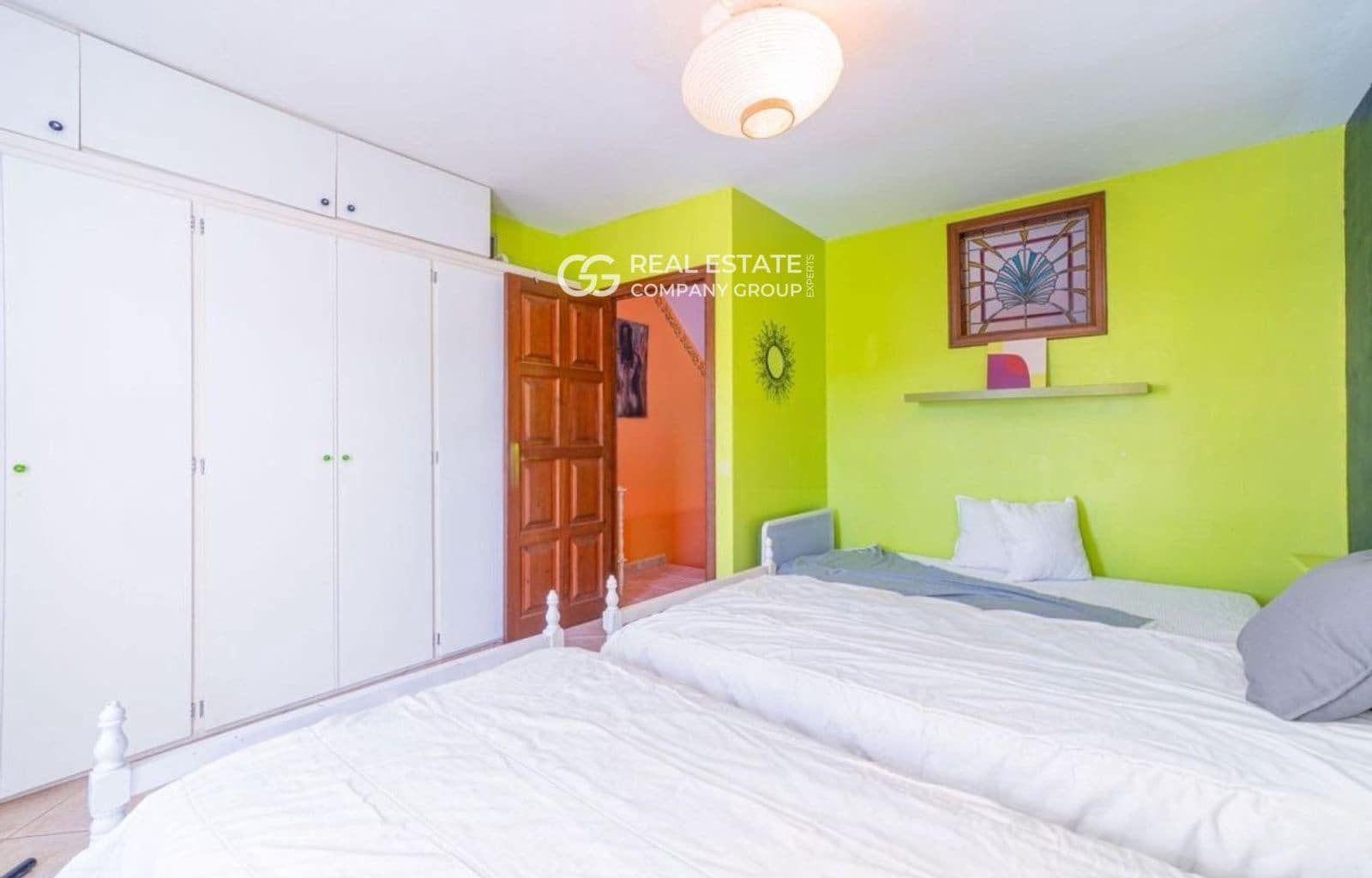 4 slaapkamer Villa te koop in Empuriabrava met zwembad garage - € 455.000 (Ref: 9760957)