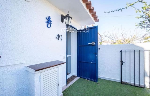 4 slaapkamer Villa te koop in Empuriabrava, Castelló d'Empúries met zwembad garage - € 455.000 (Ref: 9760957)