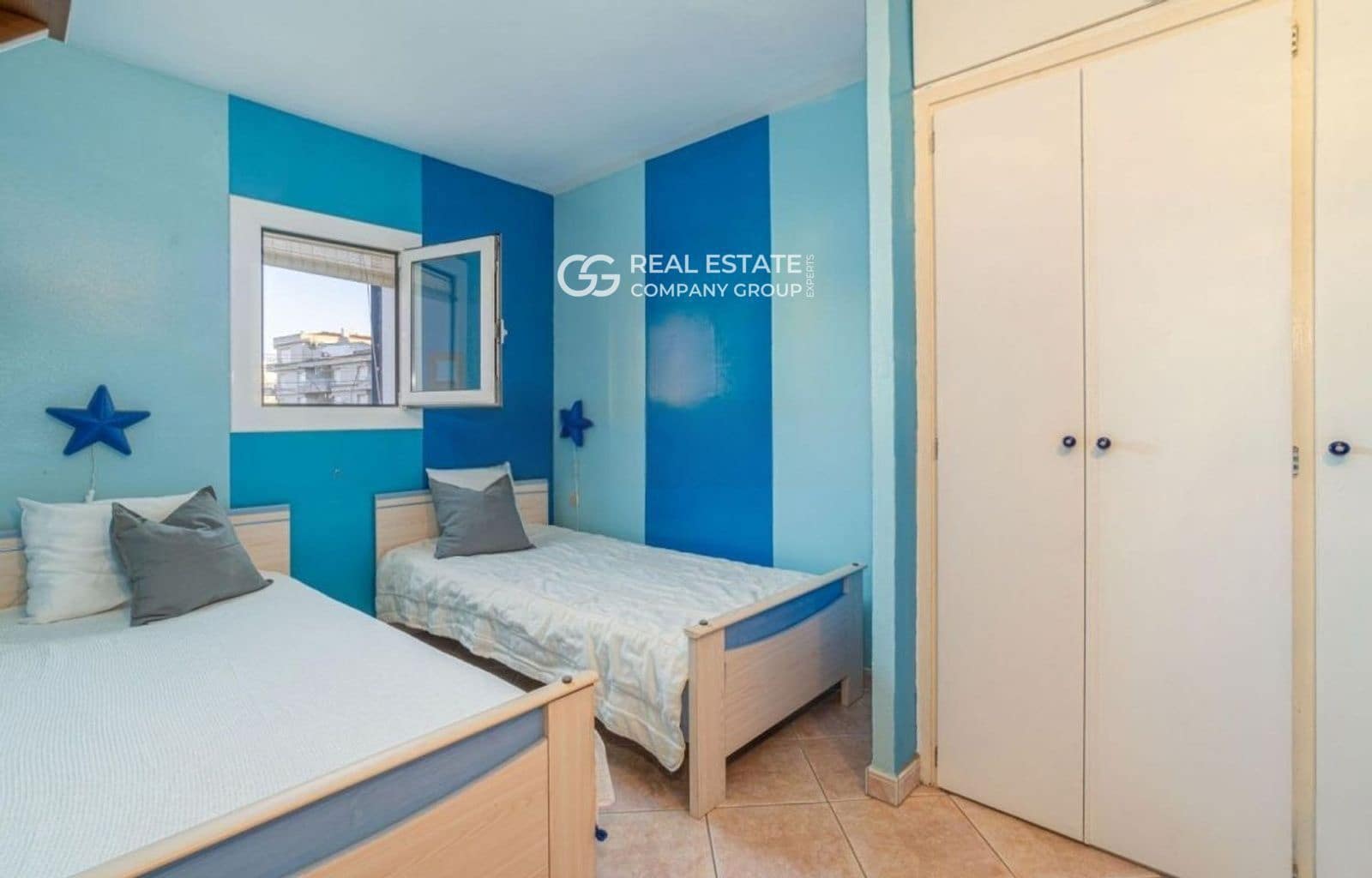 4 slaapkamer Villa te koop in Empuriabrava met zwembad garage - € 455.000 (Ref: 9760957)