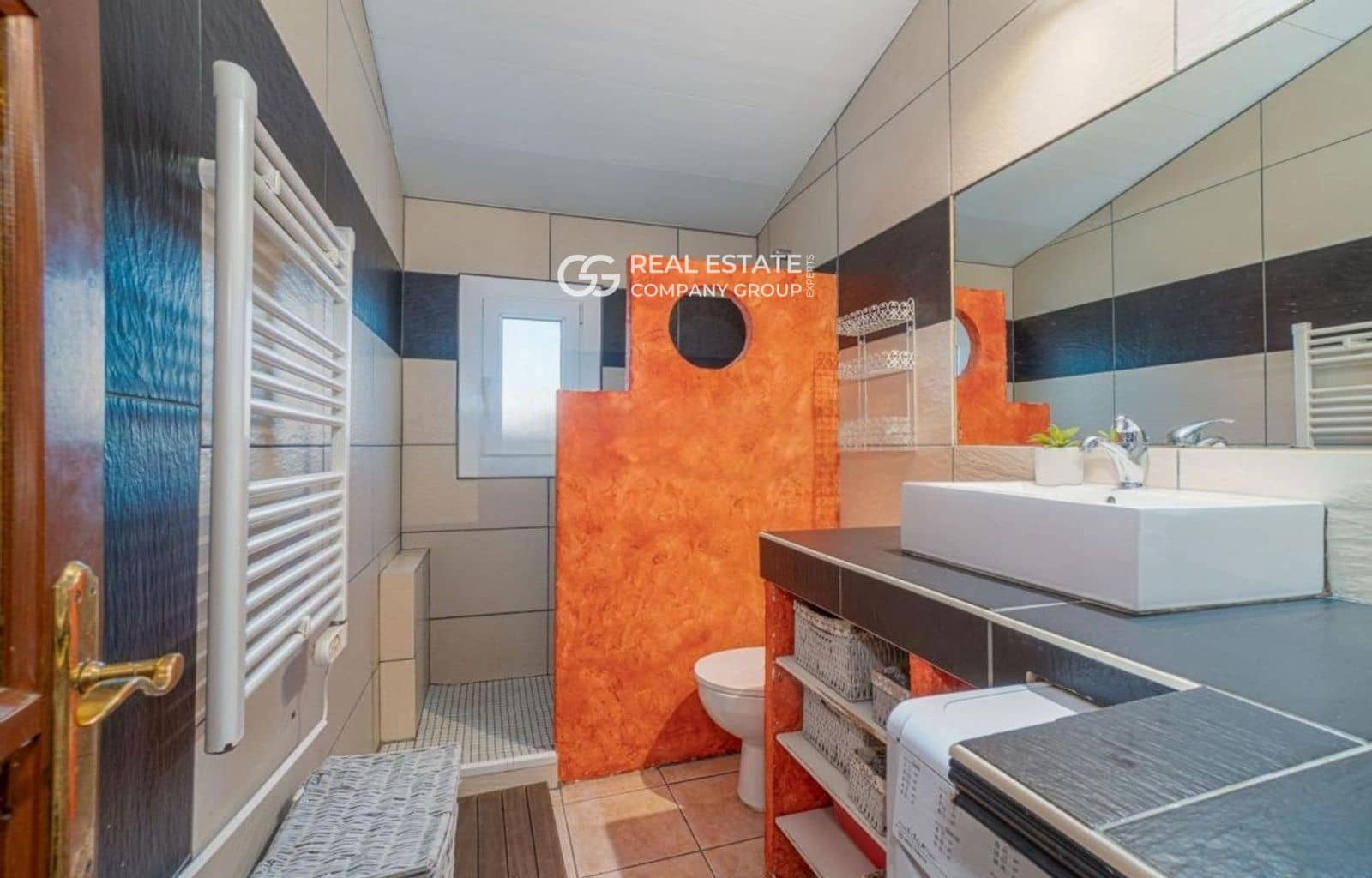 4 slaapkamer Villa te koop in Empuriabrava met zwembad garage - € 455.000 (Ref: 9760957)