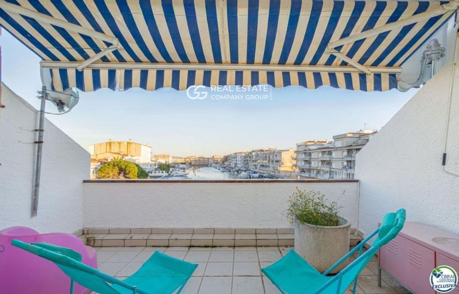 4 slaapkamer Villa te koop in Empuriabrava met zwembad garage - € 455.000 (Ref: 9760957)
