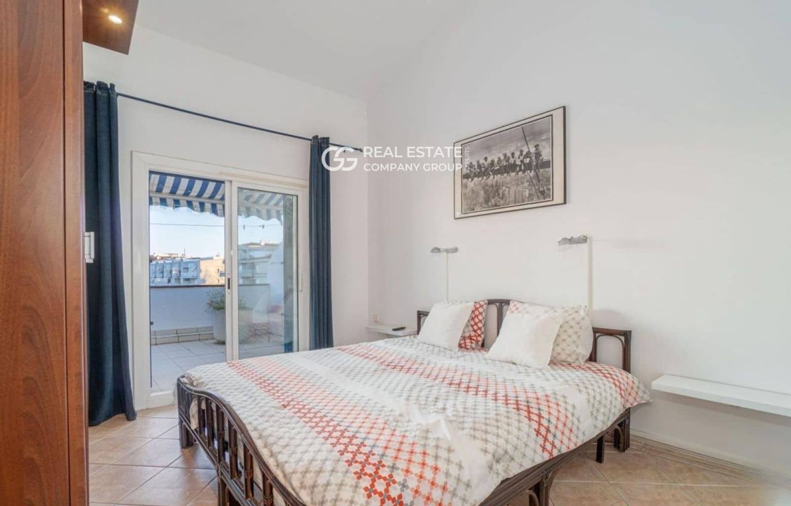 4 slaapkamer Villa te koop in Empuriabrava met zwembad garage - € 455.000 (Ref: 9760957)