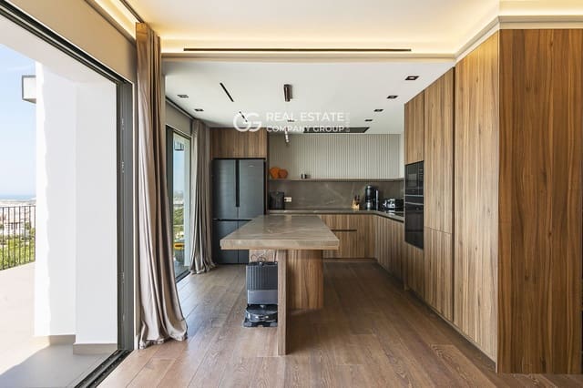 4 soverom Villa til salgs i Sitges med svømmebasseng - € 1 895 000 (Ref: 9760958)