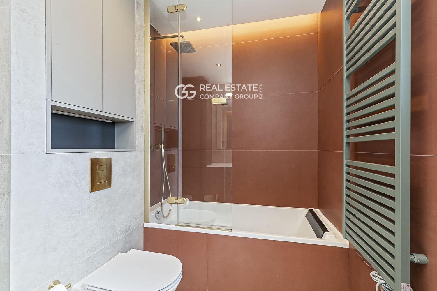 4 sypialnia Willa na sprzedaż w Sitges z basenem - 1 895 000 € (Ref: 9760958)