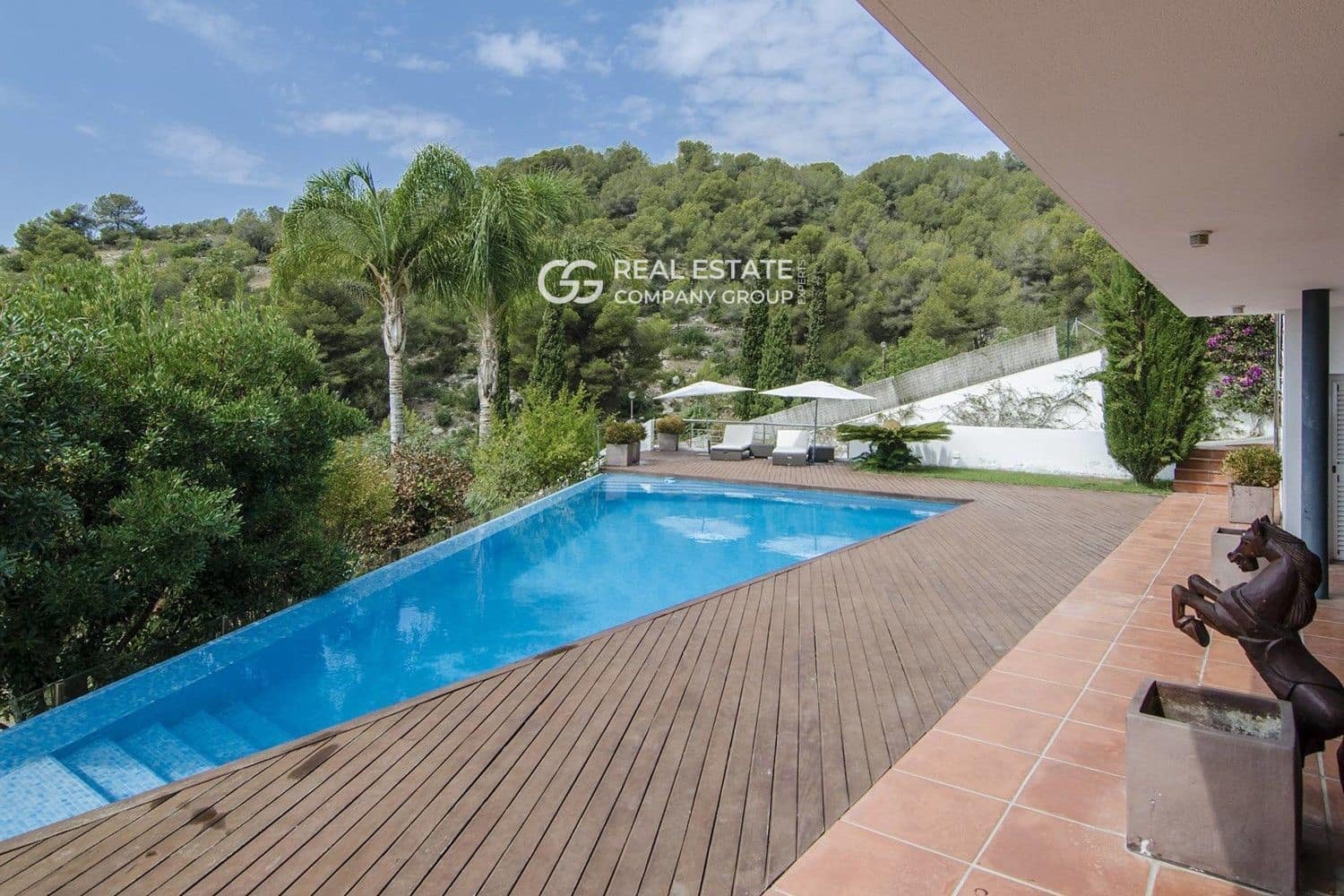 5 sypialnia Willa na sprzedaż w Sitges z basenem garażem - 2 550 000 € (Ref: 9760959)