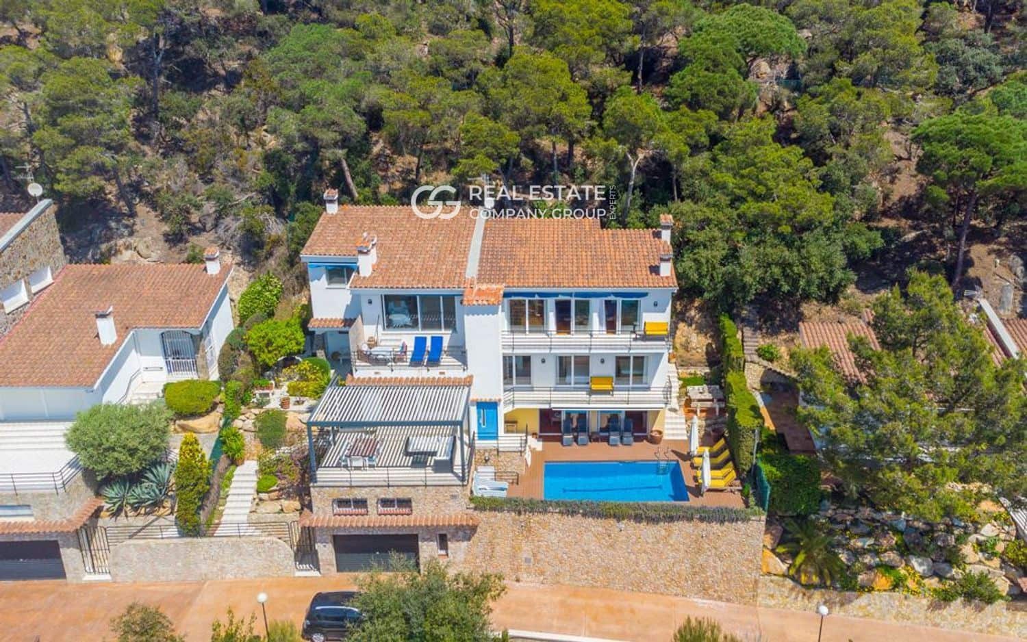 5 soverom Villa til salgs i Blanes med svømmebasseng garasje - € 2 200 000 (Ref: 9760966)