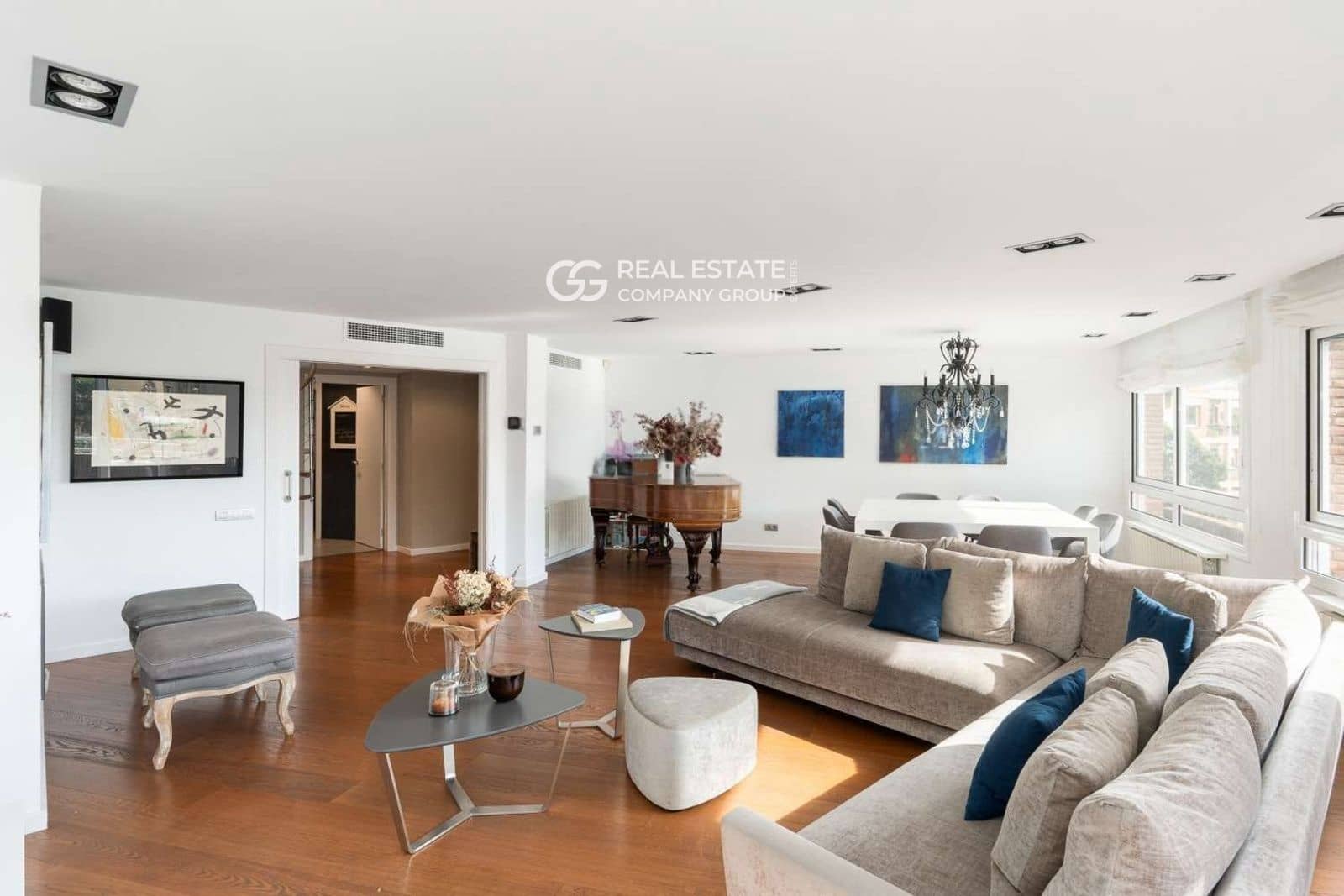 5 soveværelse Lejlighed til salg i Barcelona by med swimmingpool garage - € 2.180.000 (Ref: 9760969)