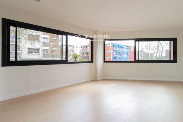 2 makuuhuone Asunto myytävänä paikassa Barcelona kaupunki mukana uima-altaan - 390 000 € (Ref: 9760970)