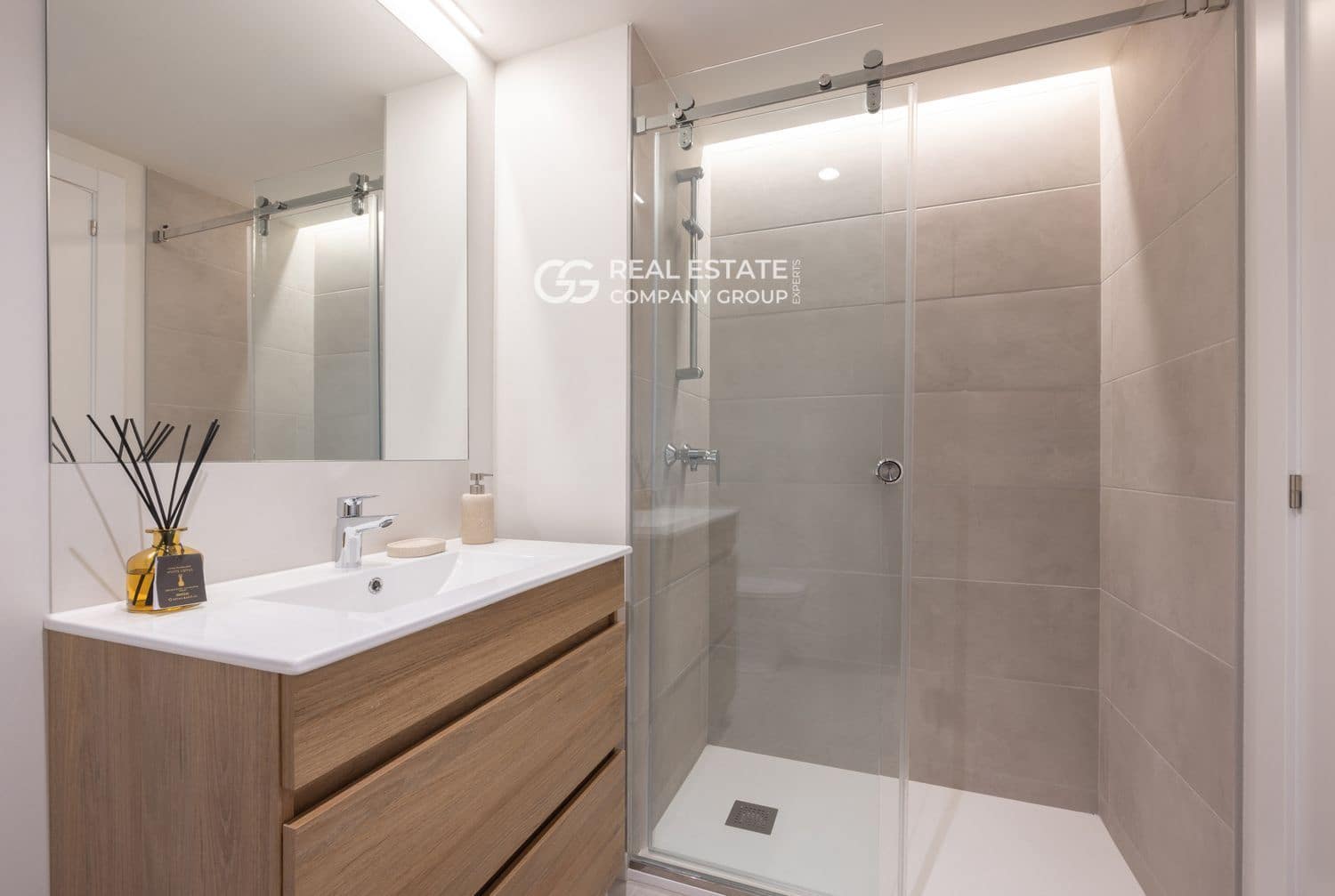 2 sypialnia Mieszkanie na sprzedaż w Mataro z basenem garażem - 350 000 € (Ref: 9760971)