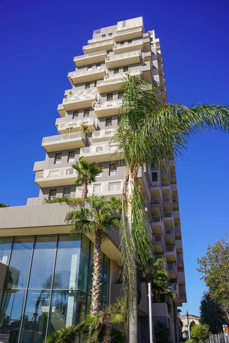 2 sypialnia Mieszkanie na sprzedaż w Mataro z basenem garażem - 350 000 € (Ref: 9760971)