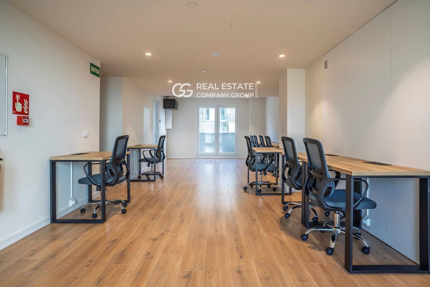 2 sypialnia Mieszkanie na sprzedaż w Mataro z basenem garażem - 350 000 € (Ref: 9760971)