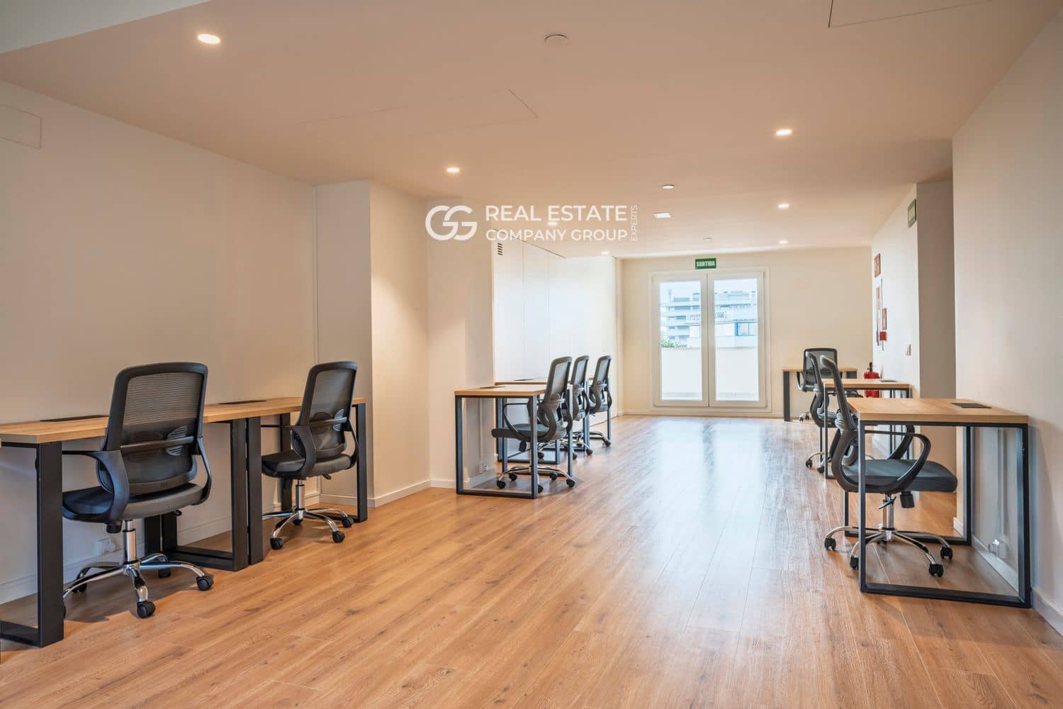 2 sypialnia Mieszkanie na sprzedaż w Mataro z basenem garażem - 350 000 € (Ref: 9760971)