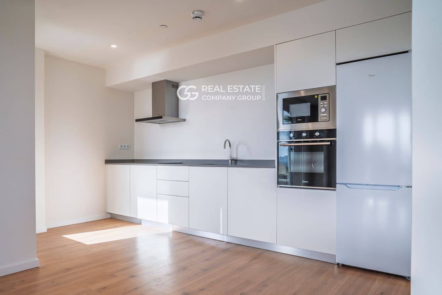 2 sypialnia Mieszkanie na sprzedaż w Mataro z basenem garażem - 350 000 € (Ref: 9760971)