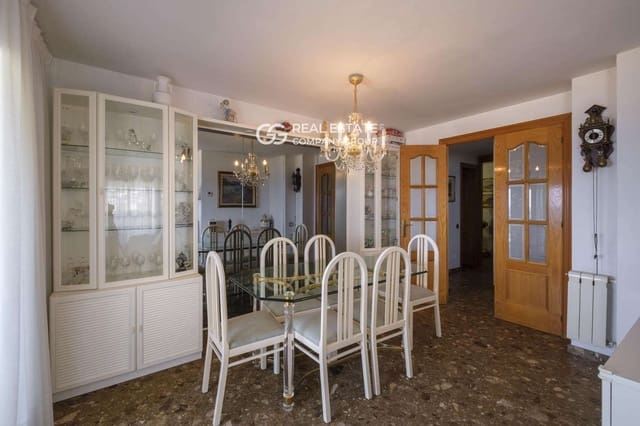 3 slaapkamer Flat te koop in Arenys de Mar met zwembad garage - € 420.000 (Ref: 9760972)