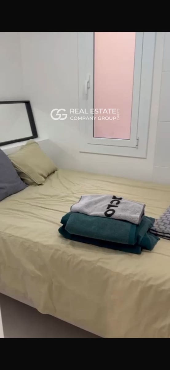 2 slaapkamer Flat te koop in Barcelona stad - € 370.000 (Ref: 9760977)