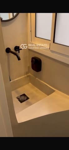 2 slaapkamer Flat te koop in Eixample, Barcelona stad - € 370.000 (Ref: 9760977)