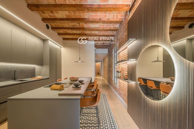 3 soveværelse Lejlighed til salg i Barcelona by - € 898.000 (Ref: 9760980)