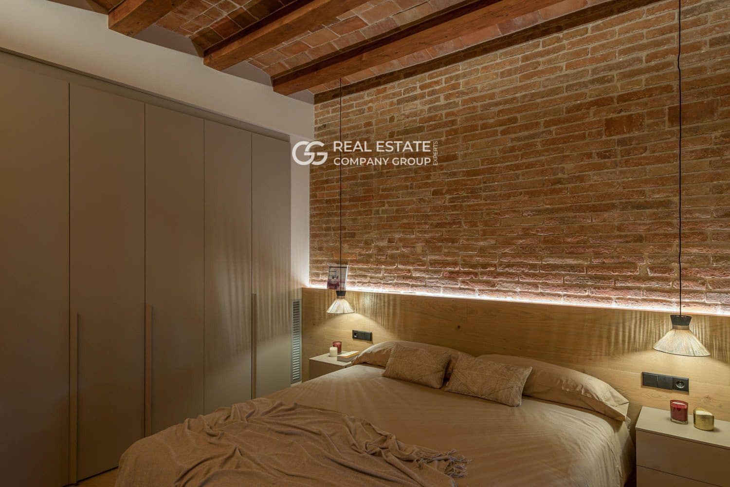 3 soveværelse Lejlighed til salg i Barcelona by - € 898.000 (Ref: 9760980)