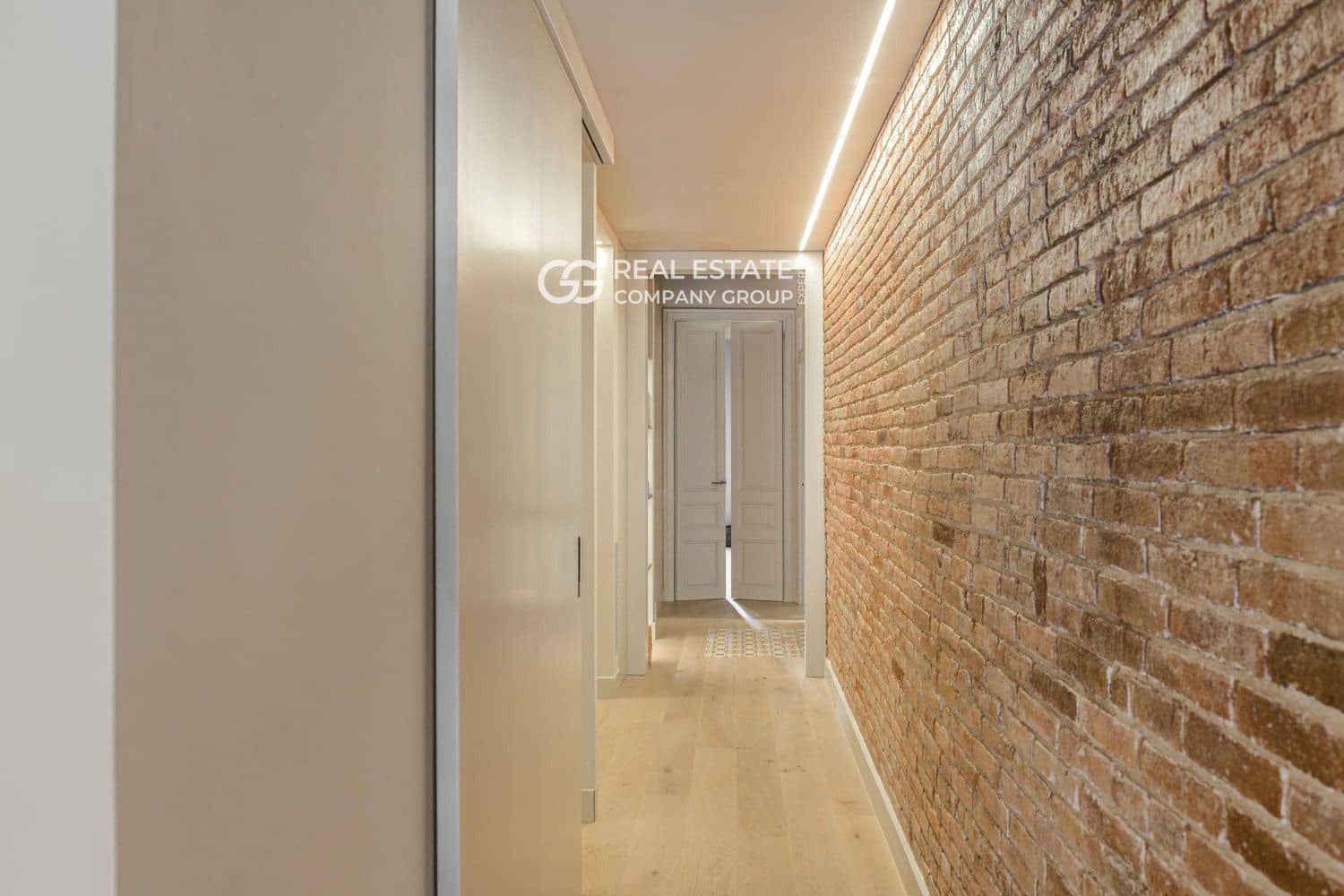 3 soveværelse Lejlighed til salg i Barcelona by - € 898.000 (Ref: 9760980)