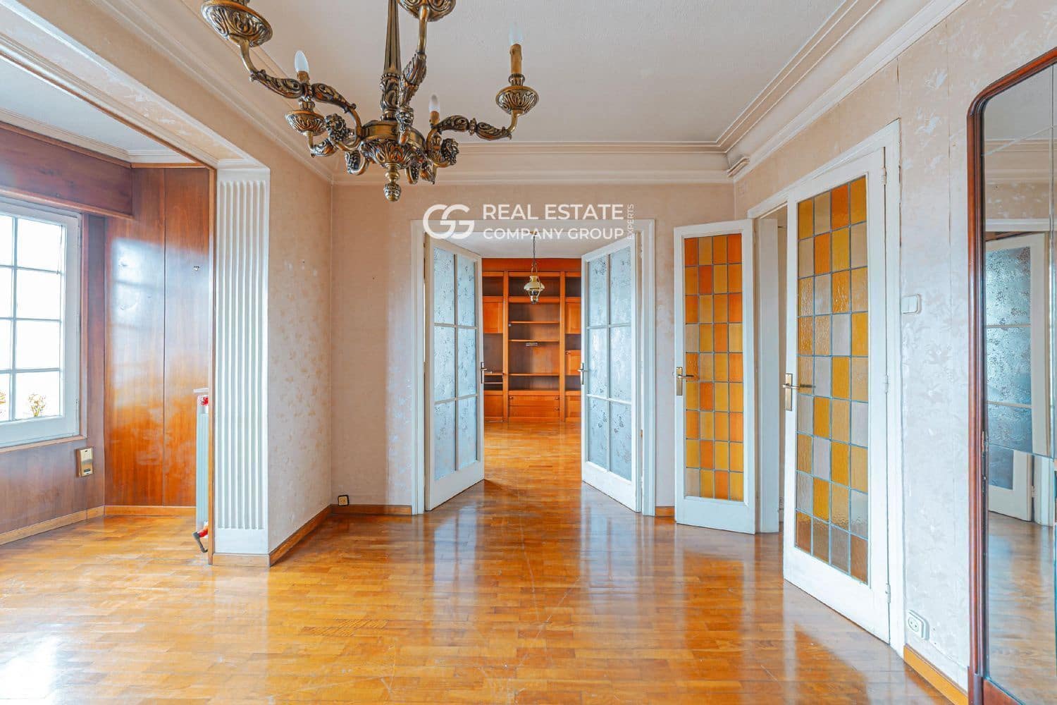 Piso de 4 habitaciones en Barcelona ciudad en venta con piscina - 900.000 € (Ref: 9760981)