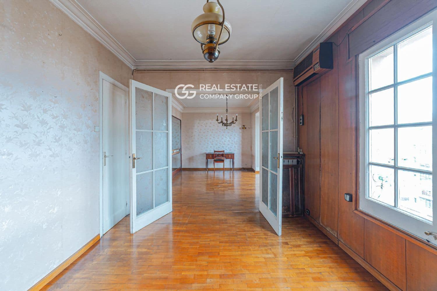 Piso de 4 habitaciones en Barcelona ciudad en venta con piscina - 900.000 € (Ref: 9760981)