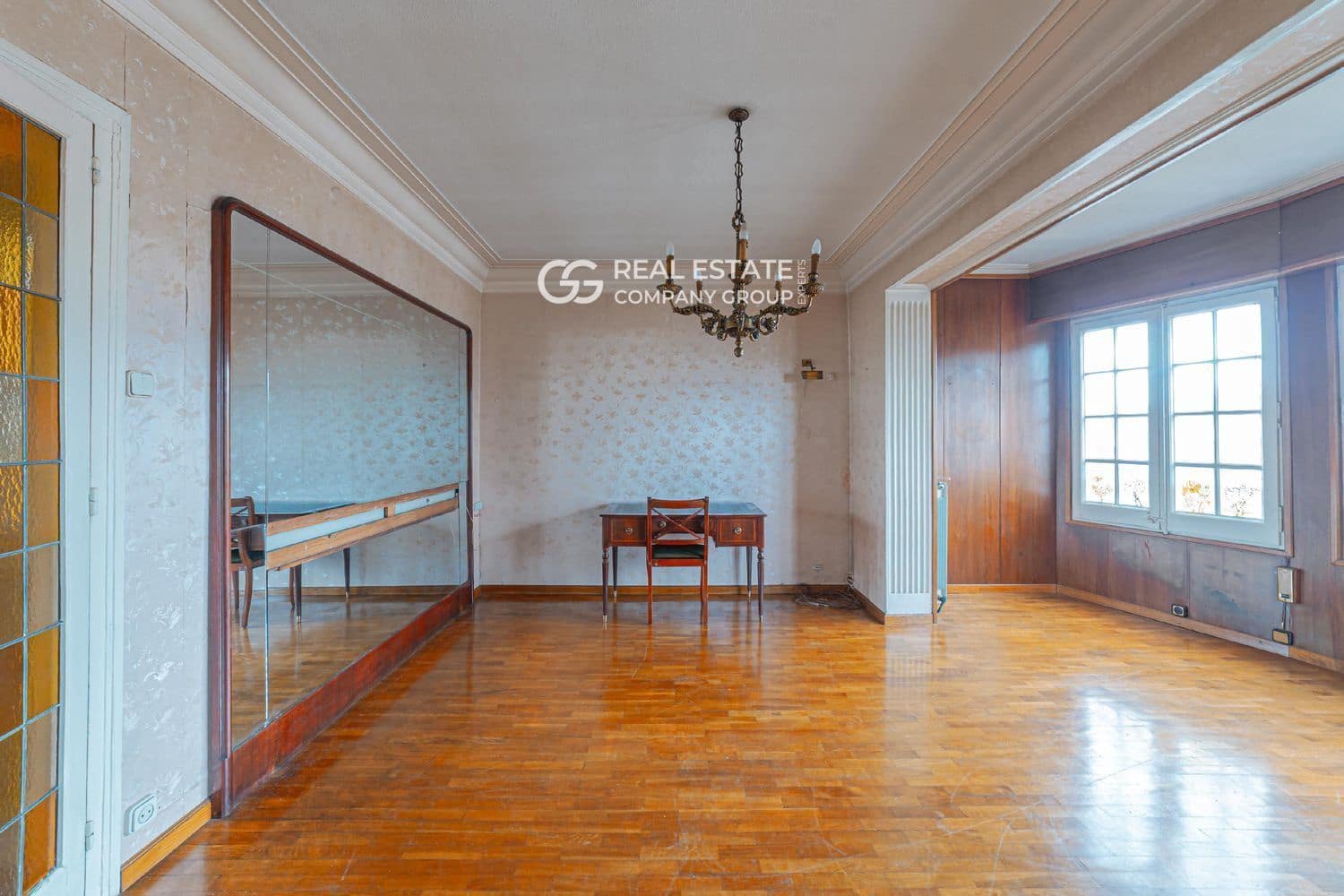 Piso de 4 habitaciones en Barcelona ciudad en venta con piscina - 900.000 € (Ref: 9760981)