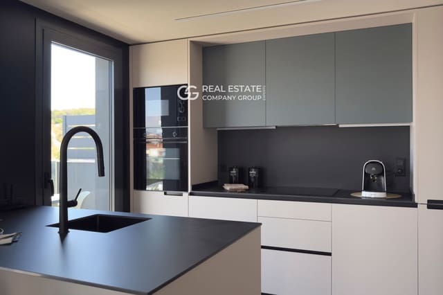 3 bedroom Flat for sale in Sant Boi de Llobregat with pool - € 500,000 (Ref: 9760983)