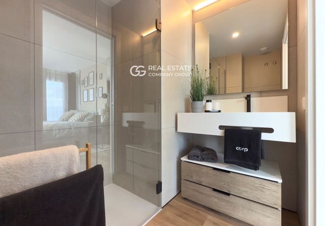 3 bedroom Flat for sale in Sant Boi de Llobregat with pool - € 500,000 (Ref: 9760983)