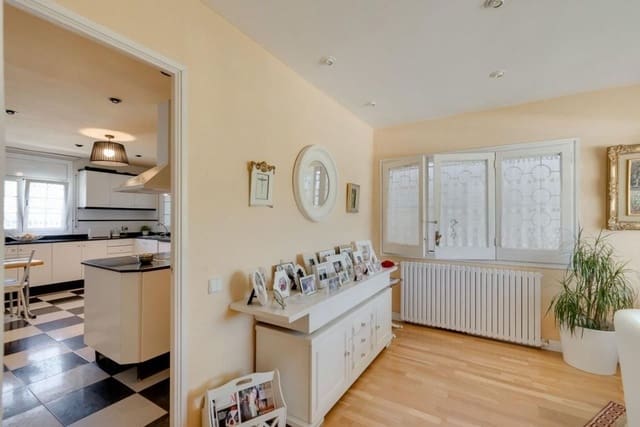 6 sypialnia Willa na sprzedaż w Sant Cugat del Vallès z basenem garażem - 1 550 000 € (Ref: 9807306)