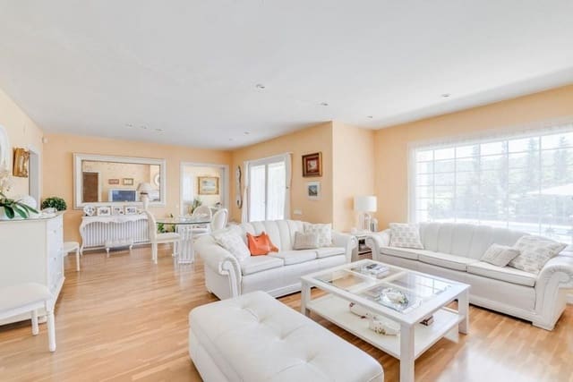 6 sypialnia Willa na sprzedaż w Sant Cugat del Vallès z basenem garażem - 1 550 000 € (Ref: 9807306)