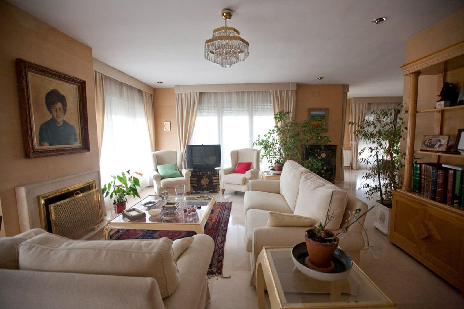 7 bedroom Villa for sale in Mora d'Ebre with pool garage - € 750,000 (Ref: 9823815)