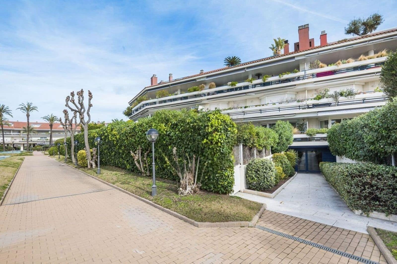 4 bedroom Flat for sale in Sitges with pool garage - € 1,675,000 (Ref: 9836797)