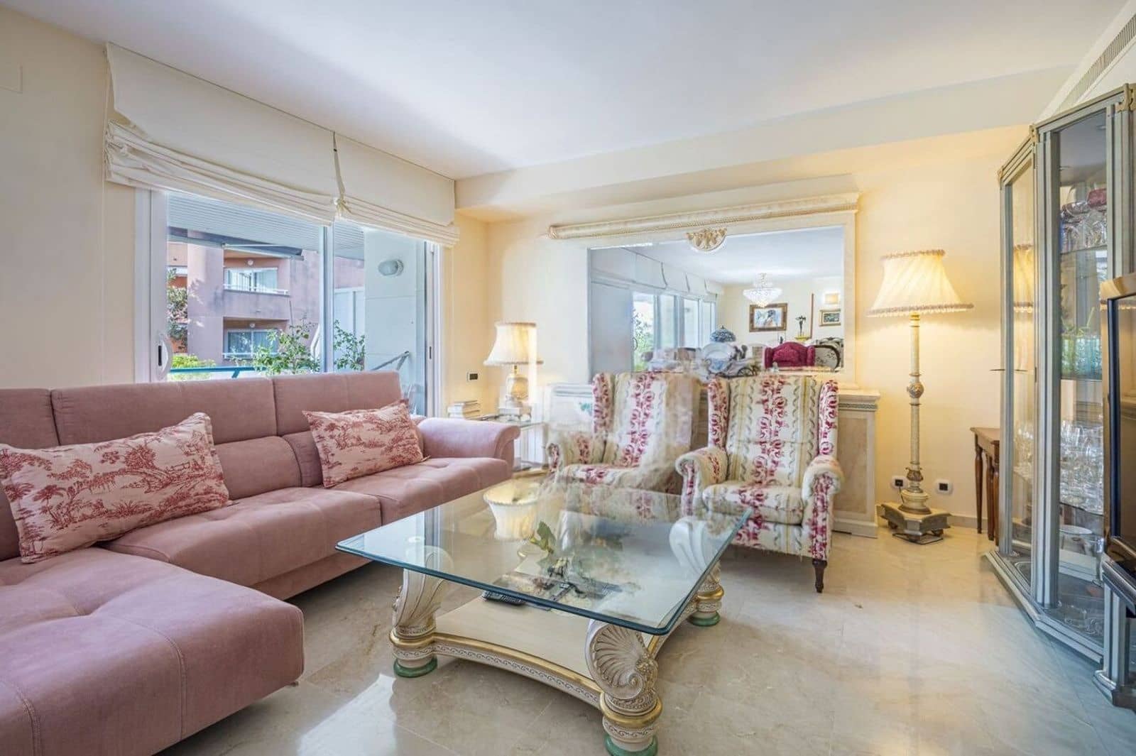 4 bedroom Flat for sale in Sitges with pool garage - € 1,675,000 (Ref: 9836797)