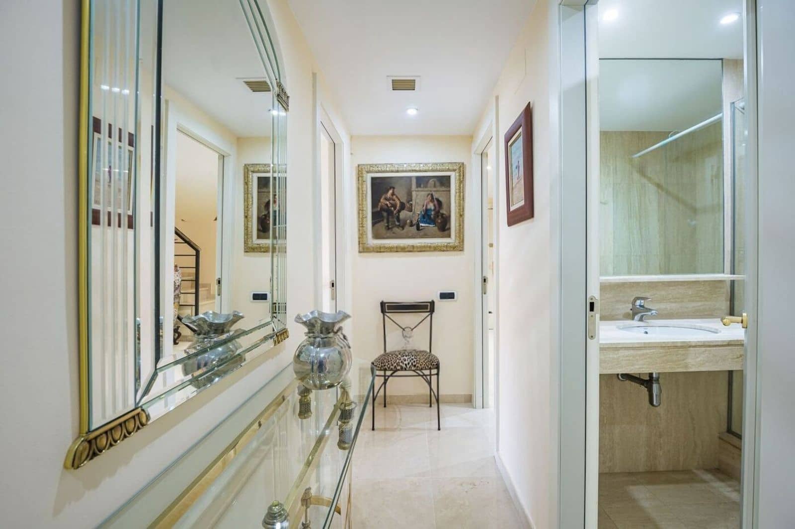 4 bedroom Flat for sale in Sitges with pool garage - € 1,675,000 (Ref: 9836797)