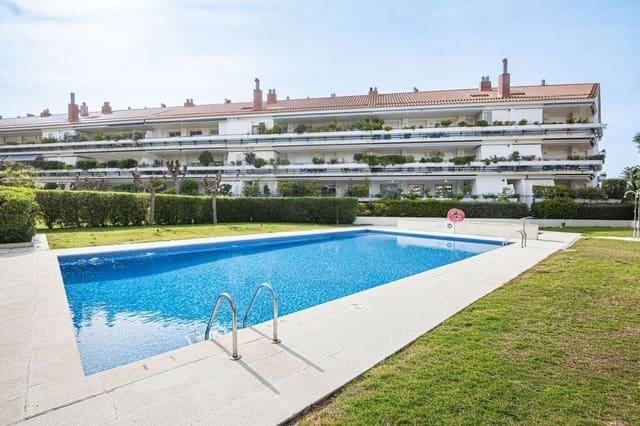 4 makuuhuone Asunto myytävänä paikassa Sitges mukana uima-altaan 
autotalli - 1 675 000 € (Ref: 9836797)