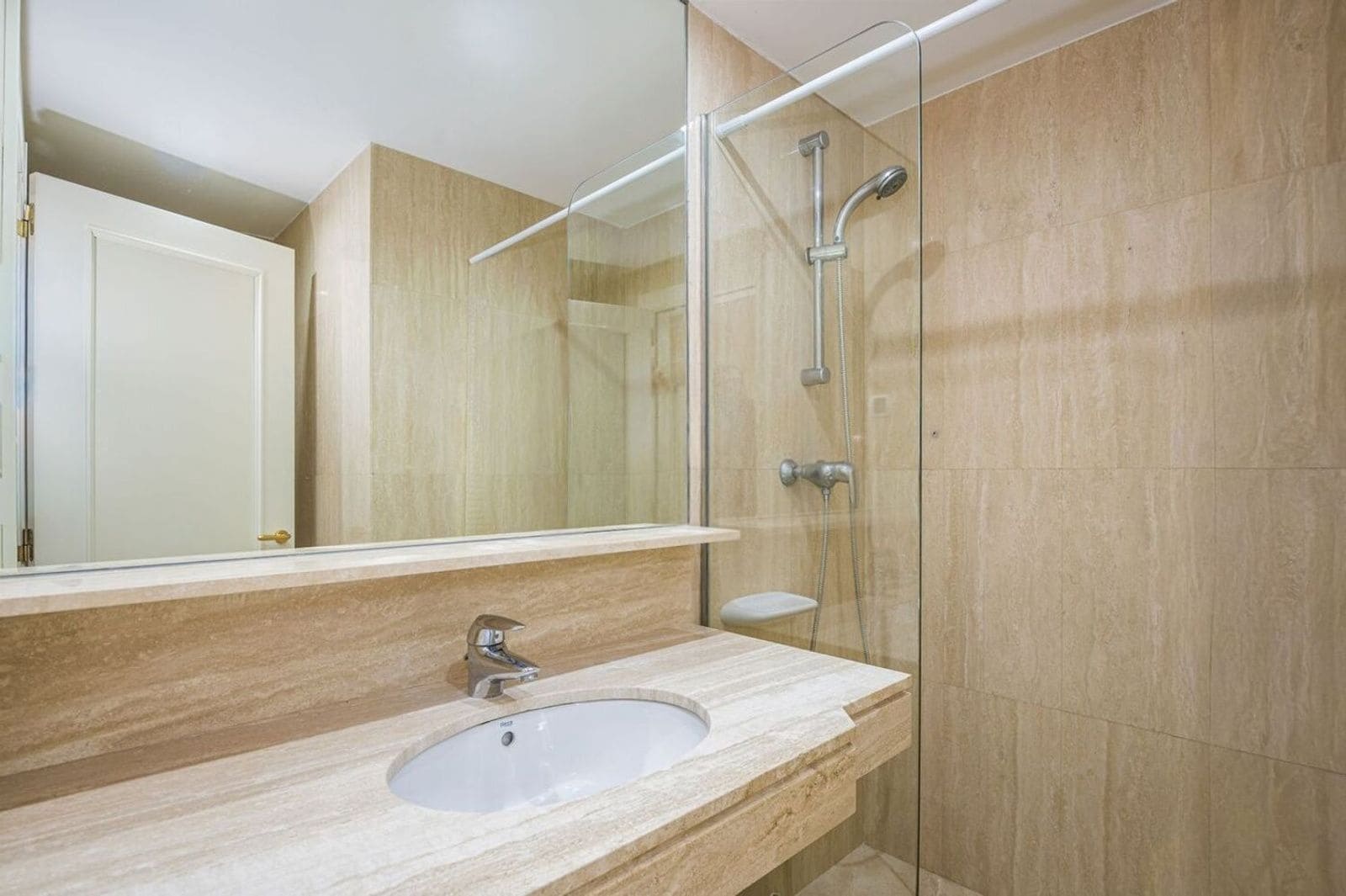 4 bedroom Flat for sale in Sitges with pool garage - € 1,675,000 (Ref: 9836797)