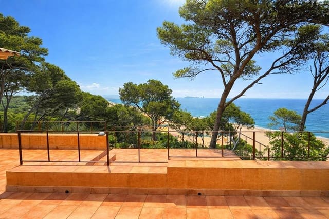 4 soverom Villa til salgs i Begur med svømmebasseng garasje - € 3 990 000 (Ref: 9836818)