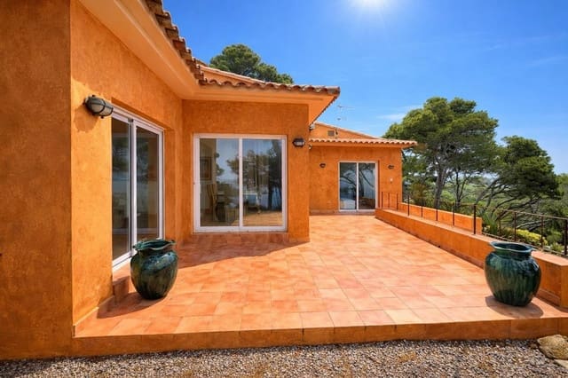 4 soverom Villa til salgs i Begur med svømmebasseng garasje - € 3 990 000 (Ref: 9836818)