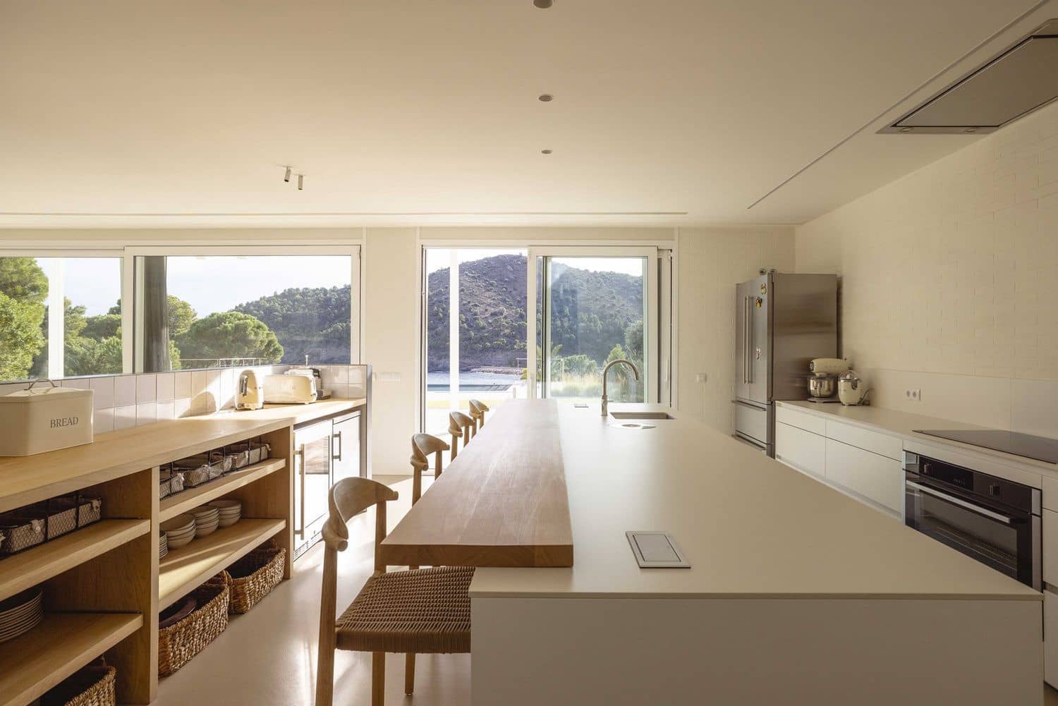 6 bedroom Villa for sale in Colera with pool garage - € 2,275,000 (Ref: 9836820)
