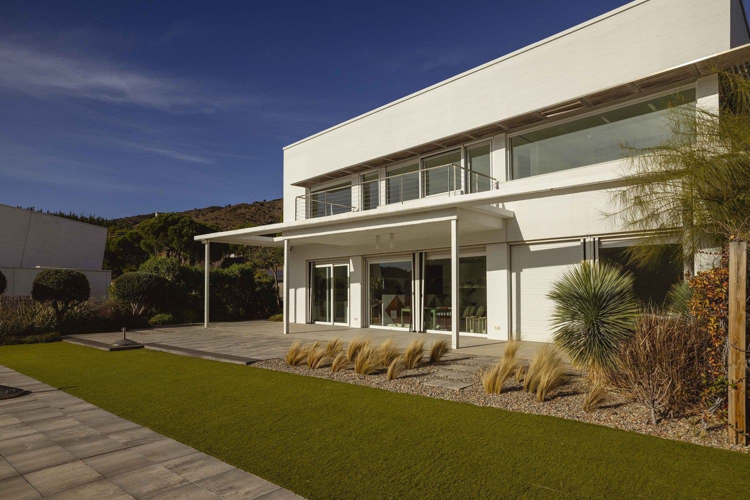 6 bedroom Villa for sale in Colera with pool garage - € 2,275,000 (Ref: 9836820)